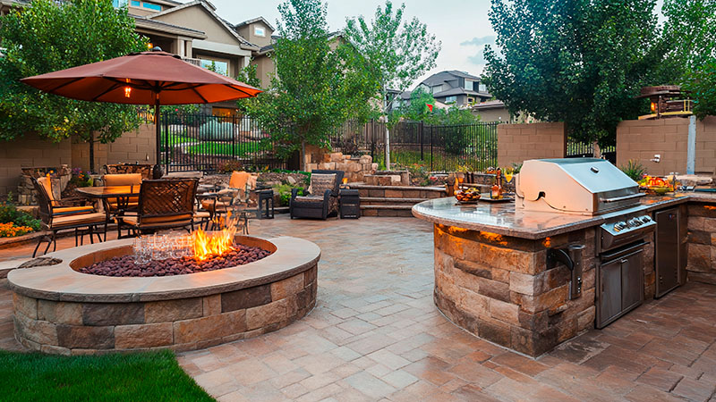 outdoor kitchens